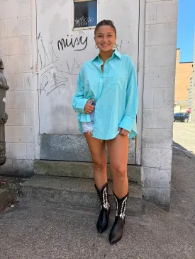 AQUA BUTTON UP