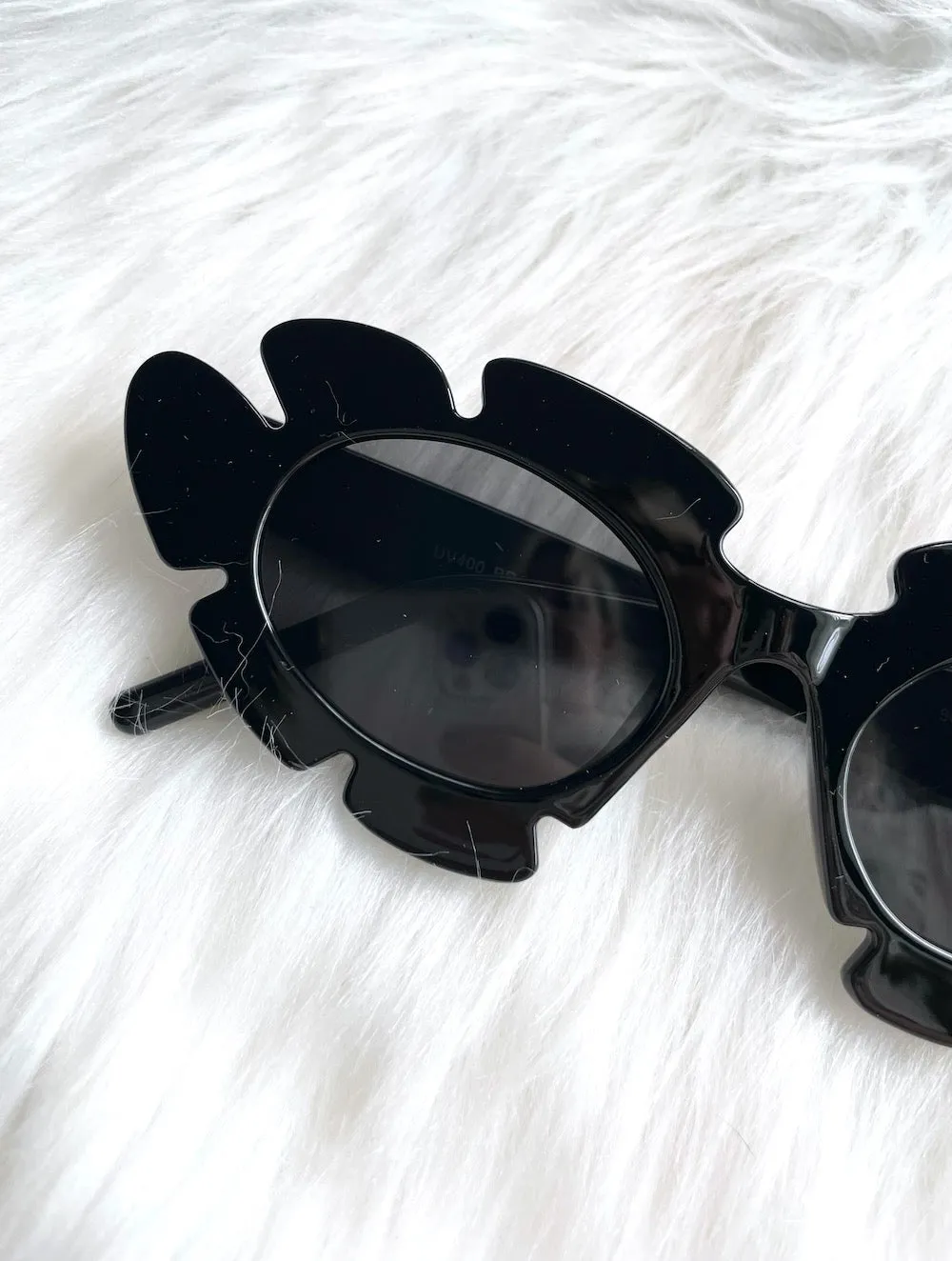In Bloom Black Flower Sunglasses