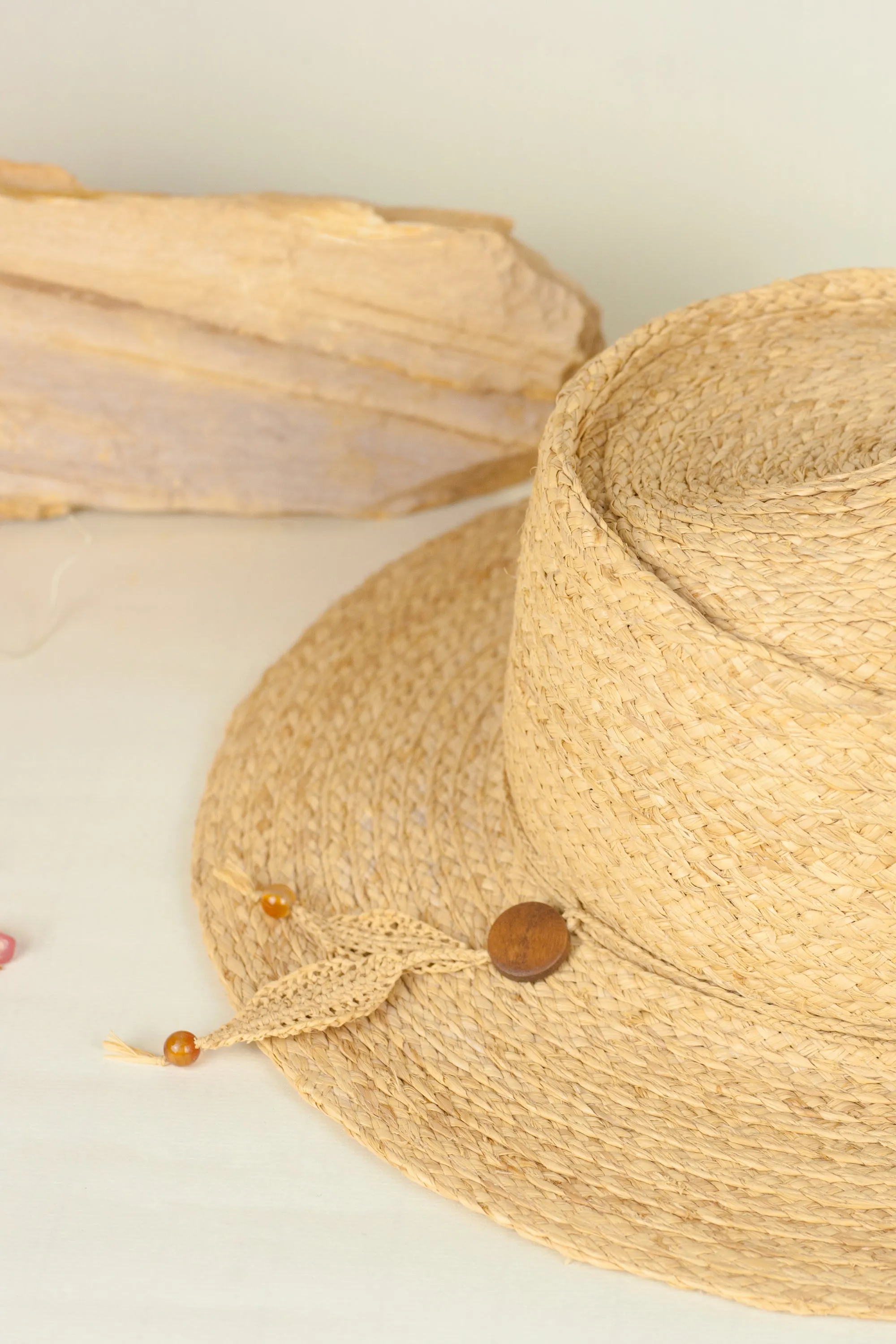 Masculin raffia fedora hat