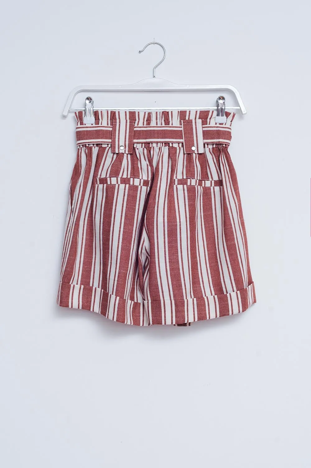 Shorts with paperbag waist in orange
